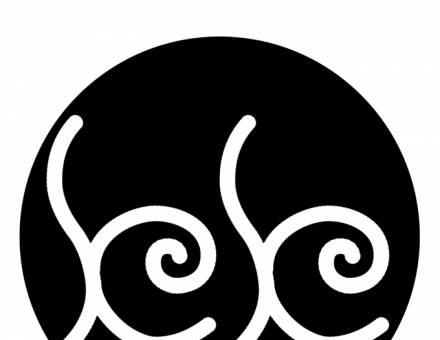 Kreativkellekekwebaruhaz.hu logó készítés